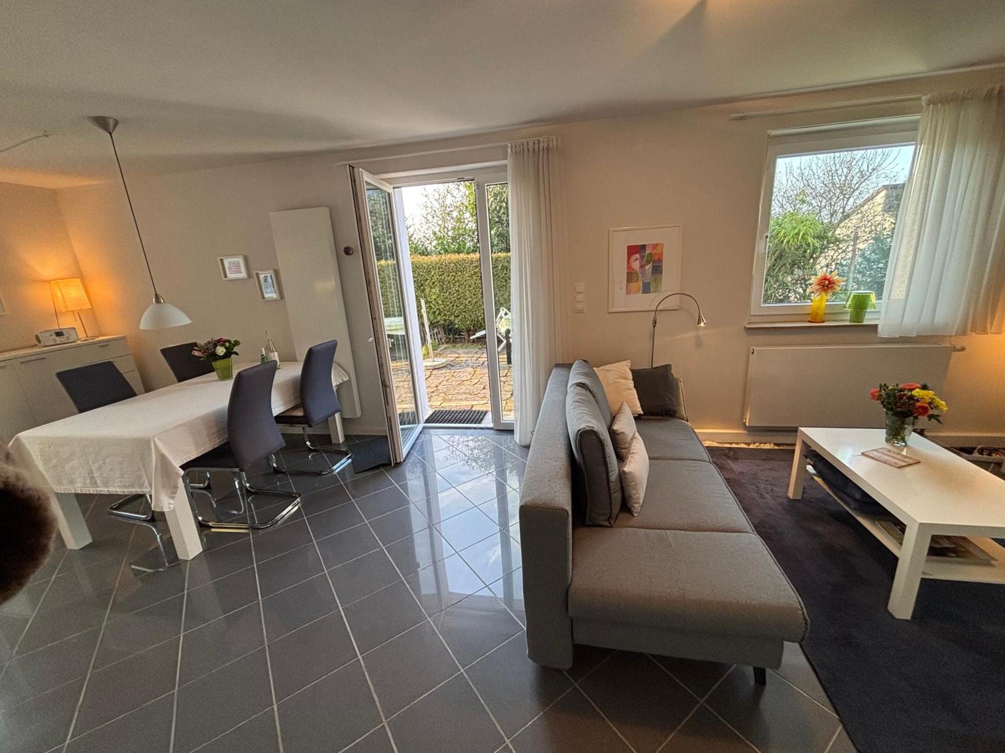 Charmante Ferienwohnung Fuer 2-3 Gaeste Wuerzburg Höchberg Exteriér fotografie